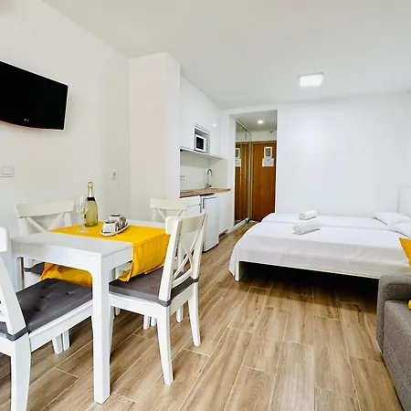 Internaciona Ii Apartment *